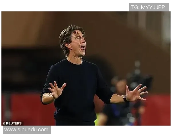 弗兰克：我对欧冠排名很满足；西蒙斯变得越来越好了